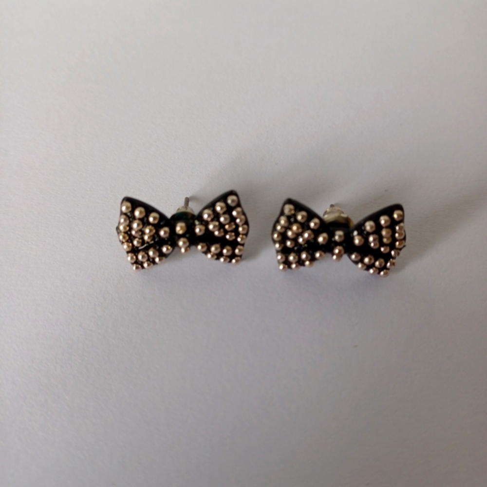 Chic Black Bow Earrings with Silver Beads